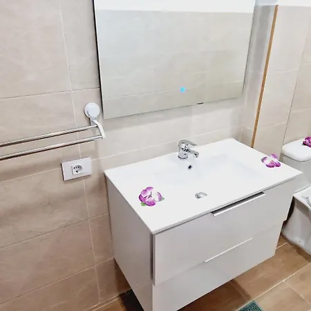 Amazing New With 4 Bedroom In Vistas Holiday home Guincho (Tenerife)
